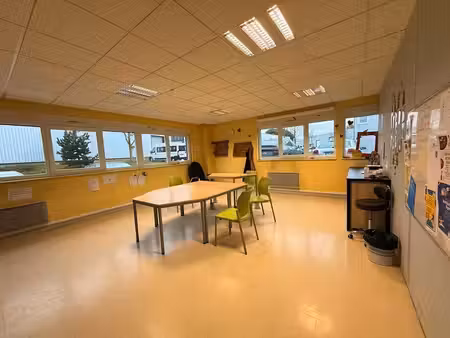 location bureaux 130 m² à 248 m²
