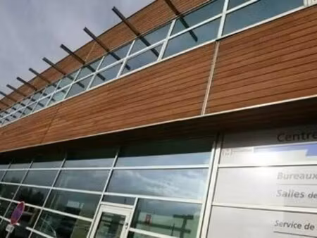 location bureaux 165 m²