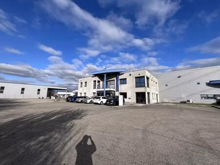 location bureaux 480 m²