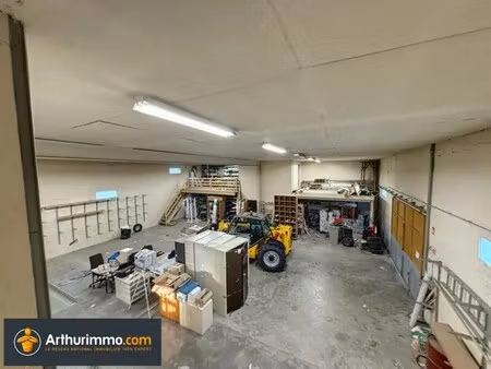 location local d'activités 474 m²