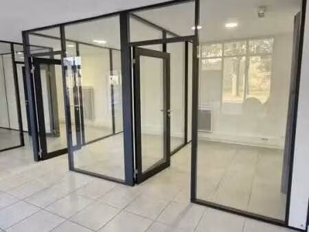 location commerce guerande 44350 87m²