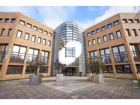 location bureaux le pecq 78230 461m² à 963m²