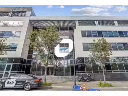 location bureaux 251m² à 1127m²