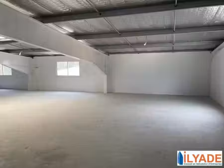 location bureaux 269m²