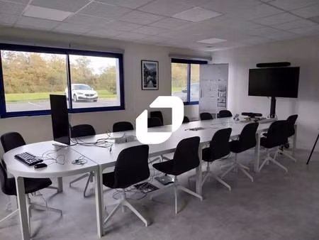 location bureaux 295 m²