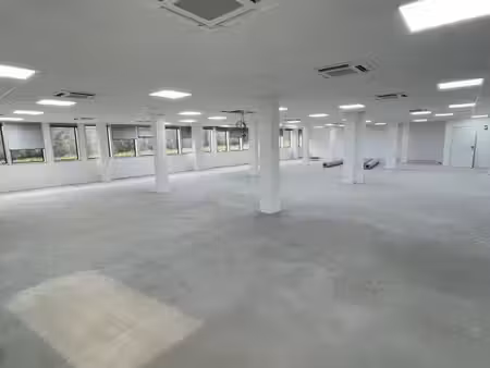 location bureaux malakoff 92240 397m²