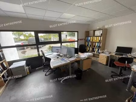 location bureaux 170 m²