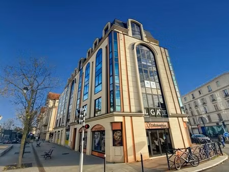 location bureaux 133 m²