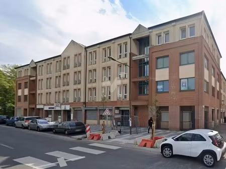 location bureaux 136 m²