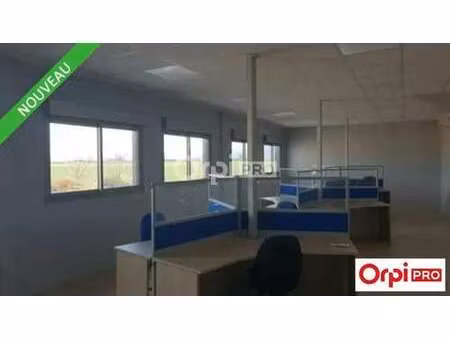 location bureaux 101 m²