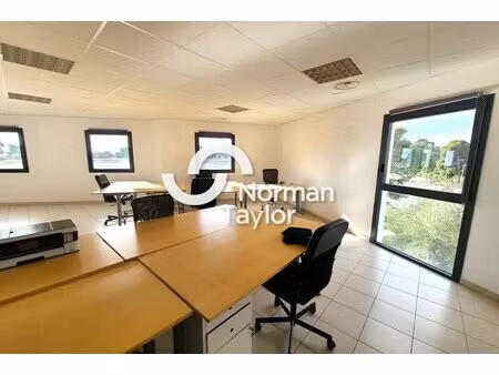 location bureaux 108 m²