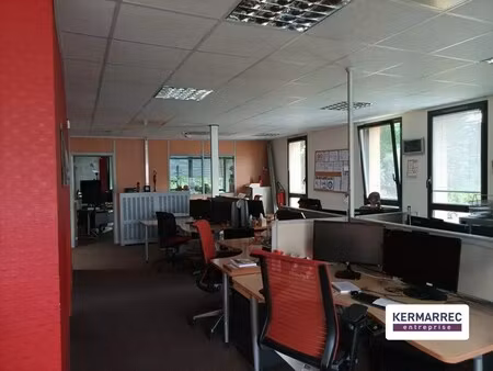 location bureaux 185 m²