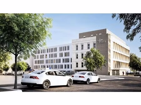 location bureaux 69 m² à 427 m²