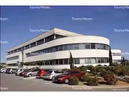 location bureaux 197m² à 761m²