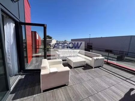 location bureaux 704 m²