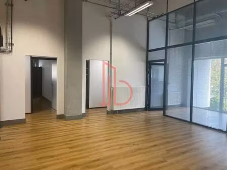 location bureaux 210 m²