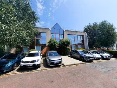 location bureaux 400 m²
