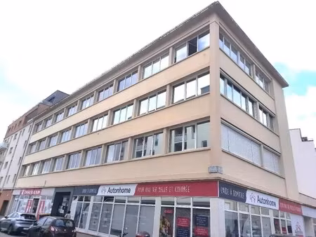 location bureaux 166 m² à 420 m²
