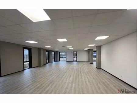 location bureaux 460 m²