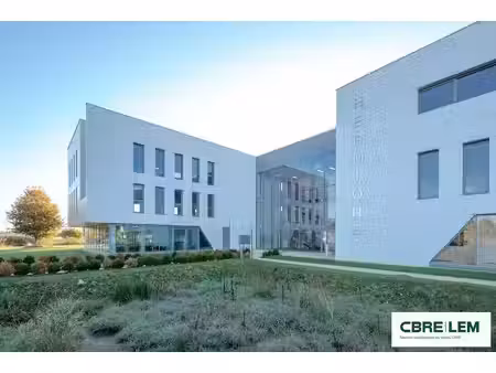 location bureaux saint-martin-du-vivier 76160 429m²