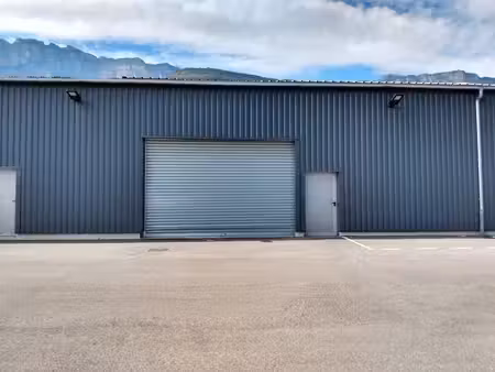 location bureaux saint-vincent-de-mercuze 38660 610m²