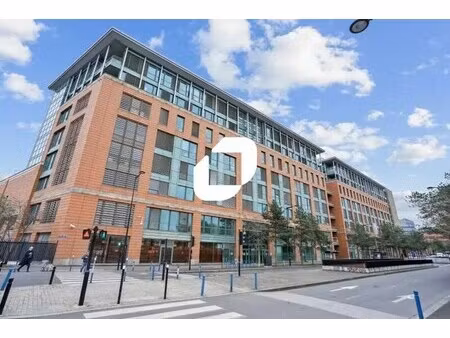 location bureaux 159 m² à 1 323 m²