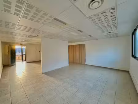location bureaux mouans-sartoux 06370 72m²
