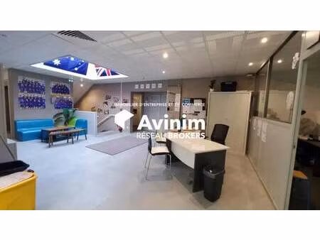 location bureaux 600 m²