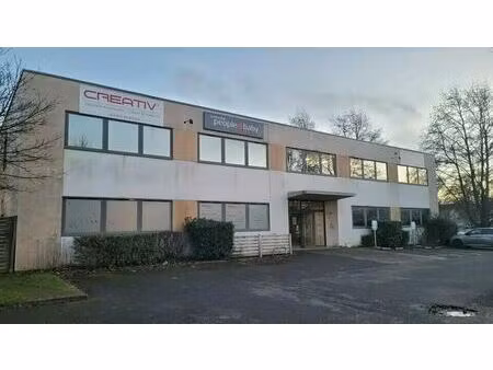 location bureaux 330 m²