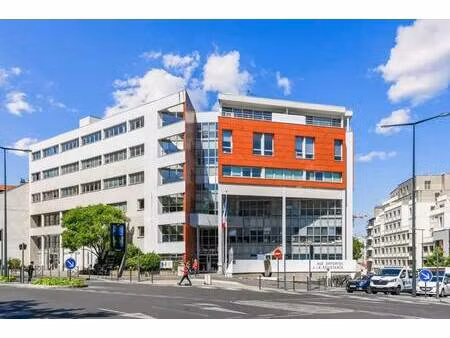 location bureaux 309 m²