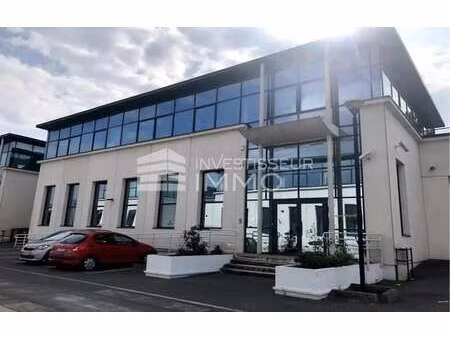 location bureaux 301 m²