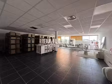 location commerce biot 06410 105m² à 318m²
