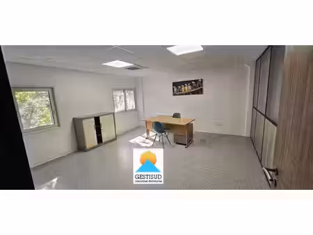 location bureaux gémenos 13420 150m²
