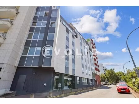location bureaux 183 m² à 726 m²