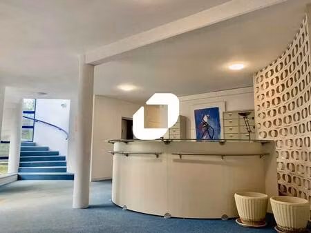 location bureaux 21 m² à 146 m²