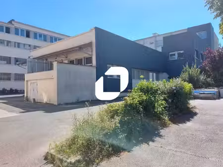 location bureaux saint-denis 93210 262m²