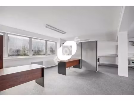 location bureaux 150 m²