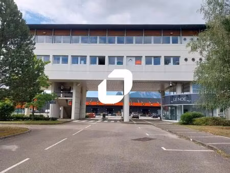 location bureaux 167 m² à 1 283 m²