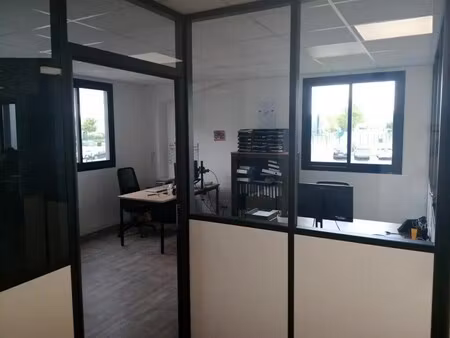 location bureaux 200 m²