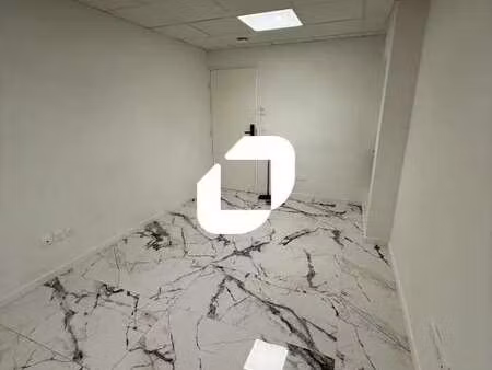 location bureaux 10 m² à 87 m²