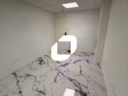 location bureaux conflans-sainte-honorine 78700 10m² à 87m²