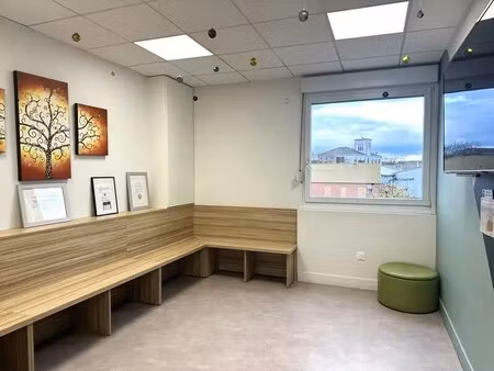 location bureaux 138 m²