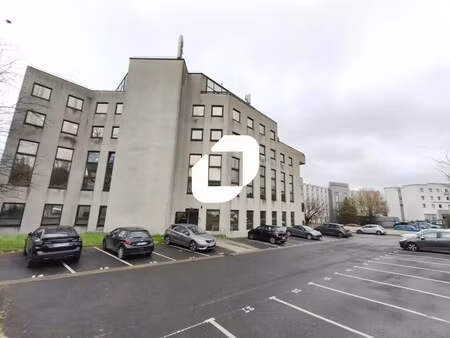 location bureaux 138 m²