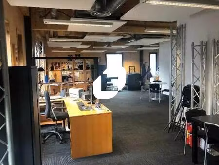 location bureaux 102 m²