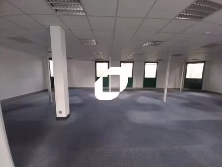 location bureaux 206 m²