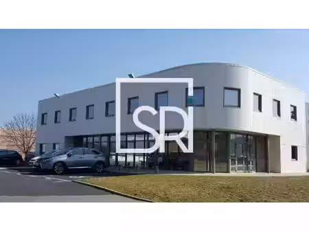 location bureaux aubière 63170 152m² à 160m²