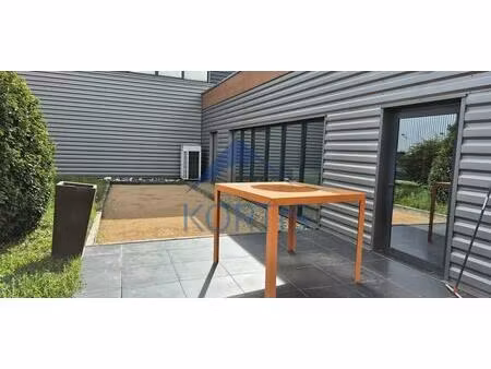 location bureaux 250 m²