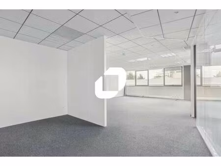 location bureaux 272 m²