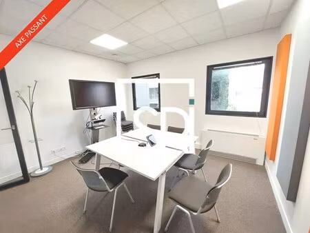 location bureaux 627 m² à 1 881 m²