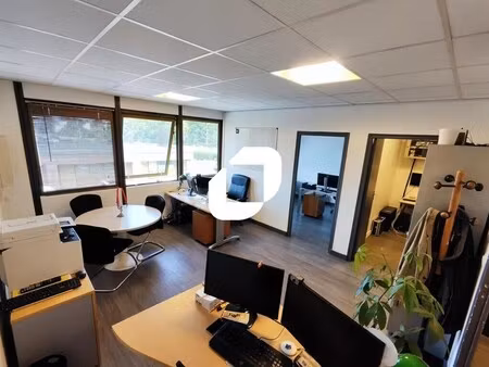 location bureaux 53 m²